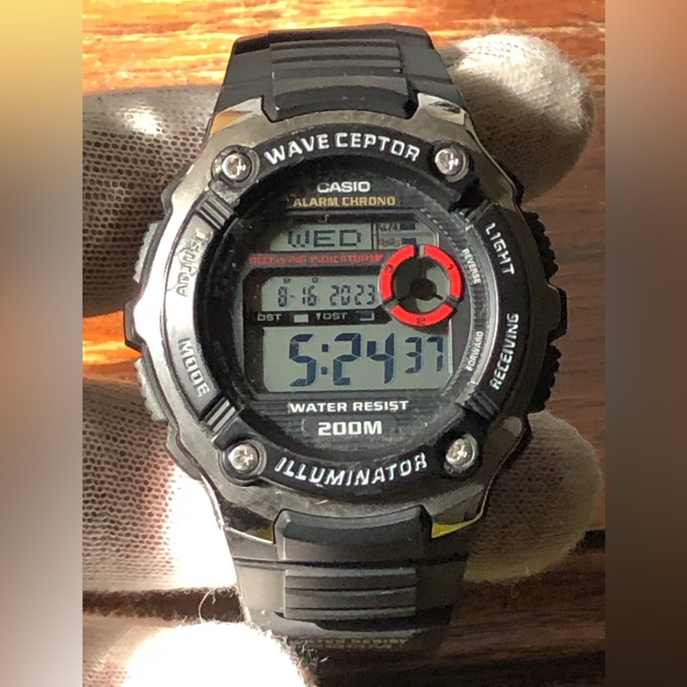 Casio Waveceptor Watch Excellent Condition - image 1